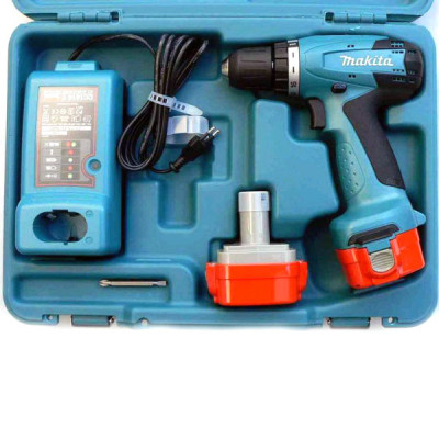 Шуруповерт Makita 6271DWPE