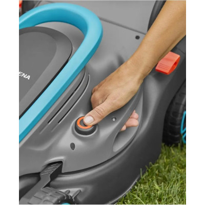 Акумуляторна газонокосарка Gardena PowerMax 32/18V P4A Set