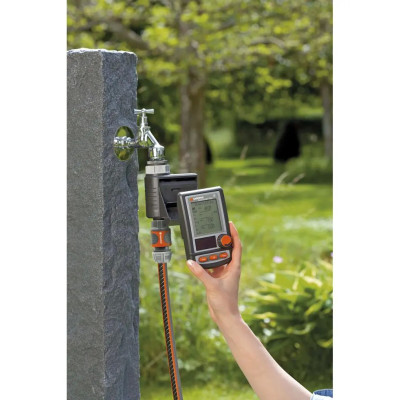 Таймер подачі води Gardena MasterControl C1060 SolarPlus