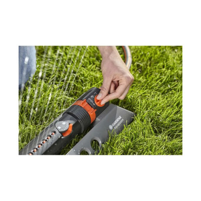 Дощувач осцилюючий Gardena Aquazoom Comfort 350/3