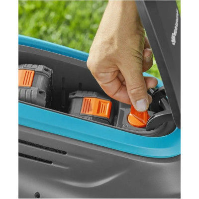 Акумуляторна газонокосарка Gardena PowerMax 37/36V P4A Set