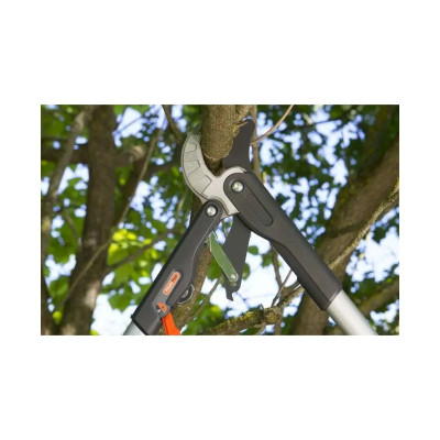 Сучкоріз із храповим механізмом Gardena SmartCut 590 A
