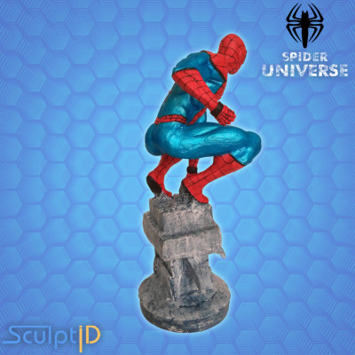 Фігурка Spider Universe - Modern Classic Suit