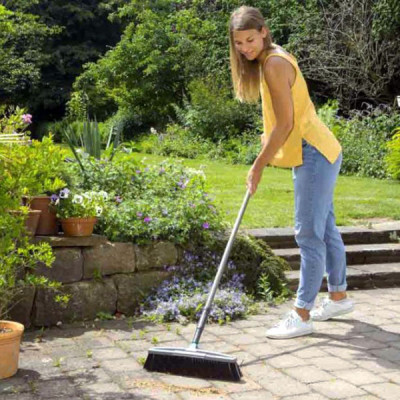 Щітка для терас Gardena NatureLine 140 см з ручкою (17111-20.000.00)