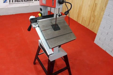 Стужкова пилка Holzmann HBS 245HQ 2995